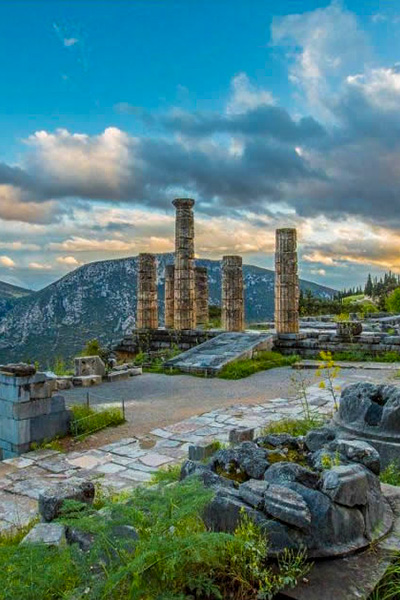 Ancient Delphi Full Day Private Tour (dur. appr. 9-10 hrs)